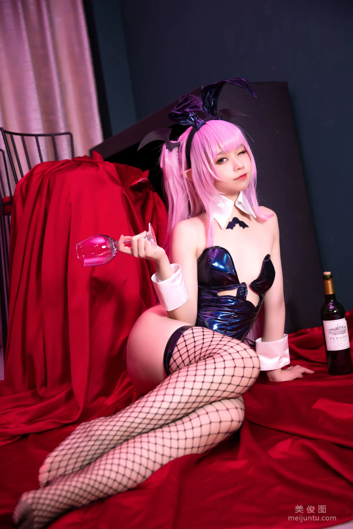 Anime Blogger G44 Buhui Shoushang - Lulumu Bunny Girl Set photo 15