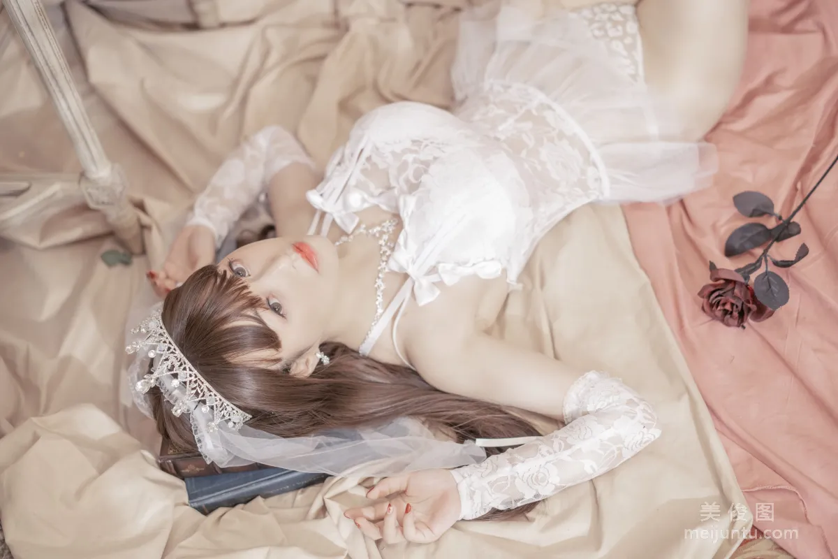 [Web Idols Coser Photos] Anime Blogger Tuoweiba Mizuki - Wedding Dress Set photo 24