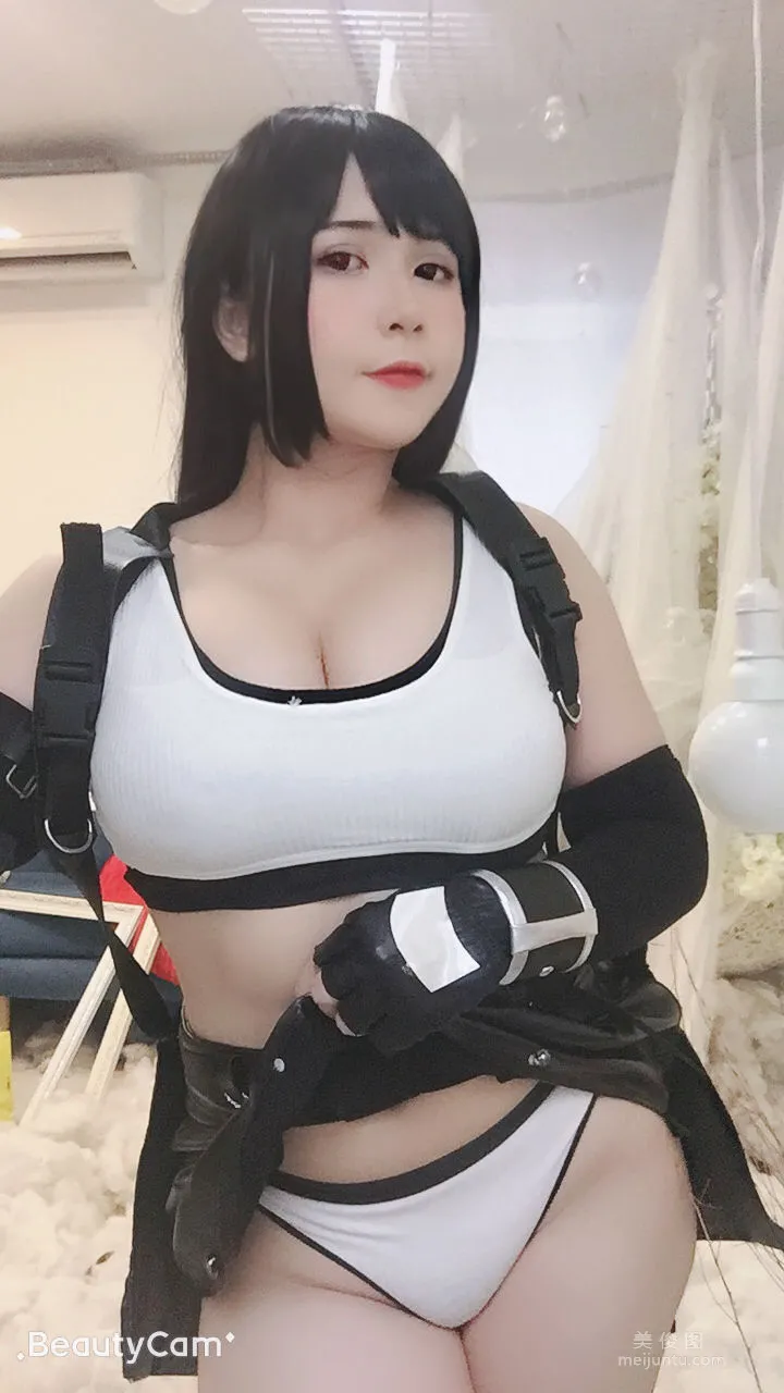 [Web Idols Coser Photos] Uy Uy - Tifa Lockhart Set photo 15