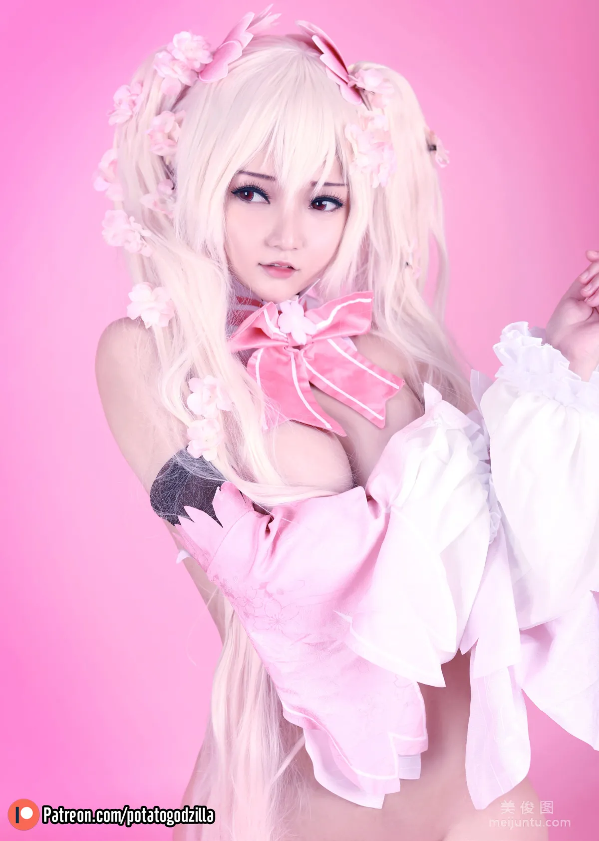 Coser Potato Godzilla, Sakura Miku, Set photo 28
