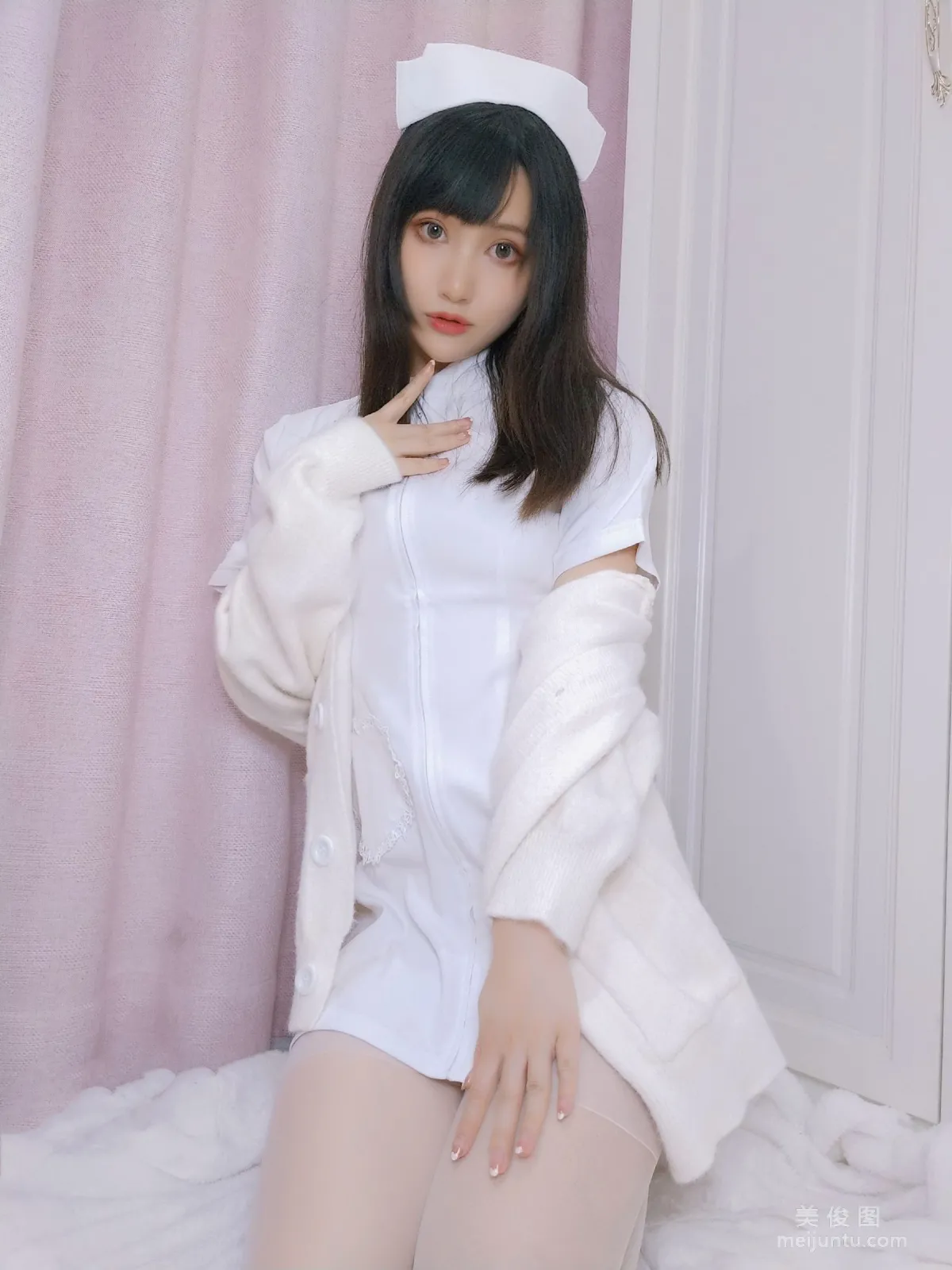 Muzhi Benguo: Web Idols photo 6
