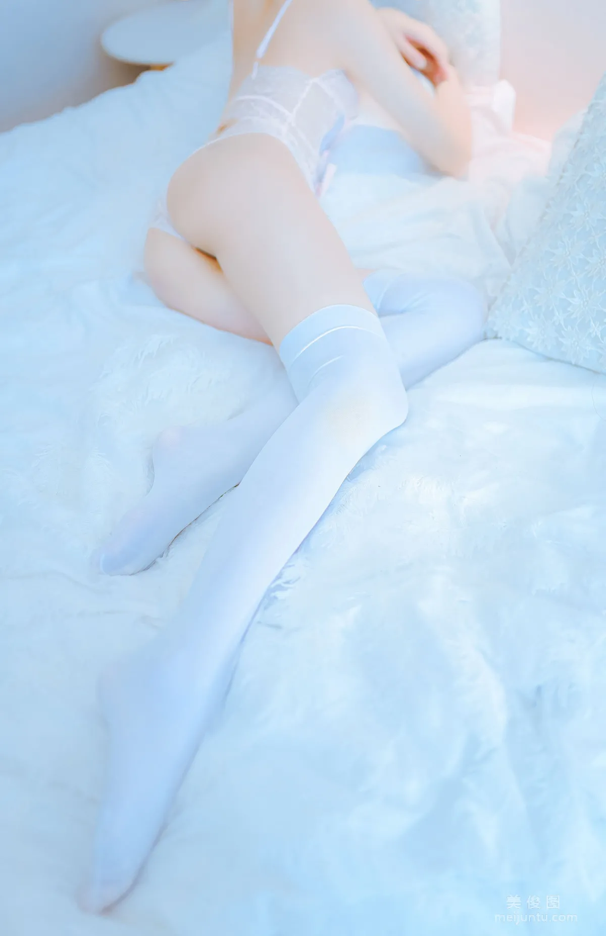 [Web Idols Photo] Anime Blogger Ruanyi Fairy - Elephant Pink Set photo 2