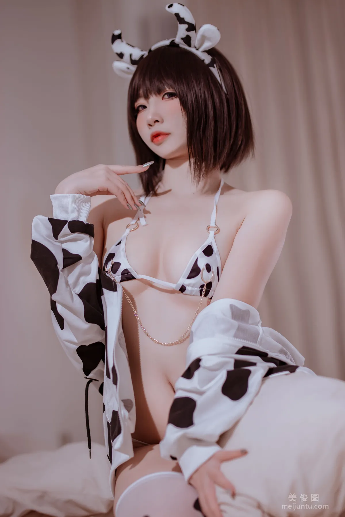 Erzuo Nisa: Web Idols photo 14