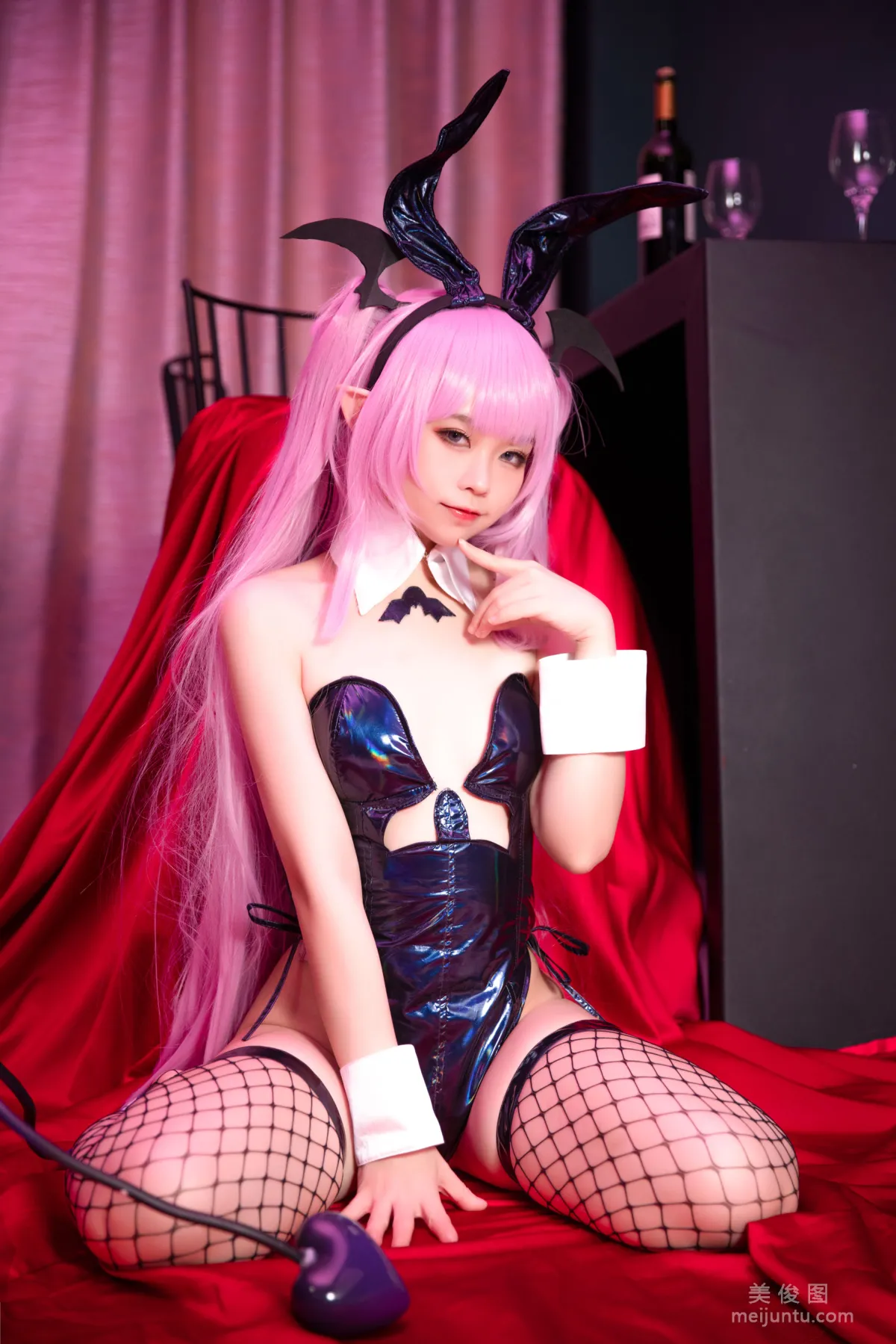 Anime Blogger G44 Buhui Shoushang - Lulumu Bunny Girl Set photo 10
