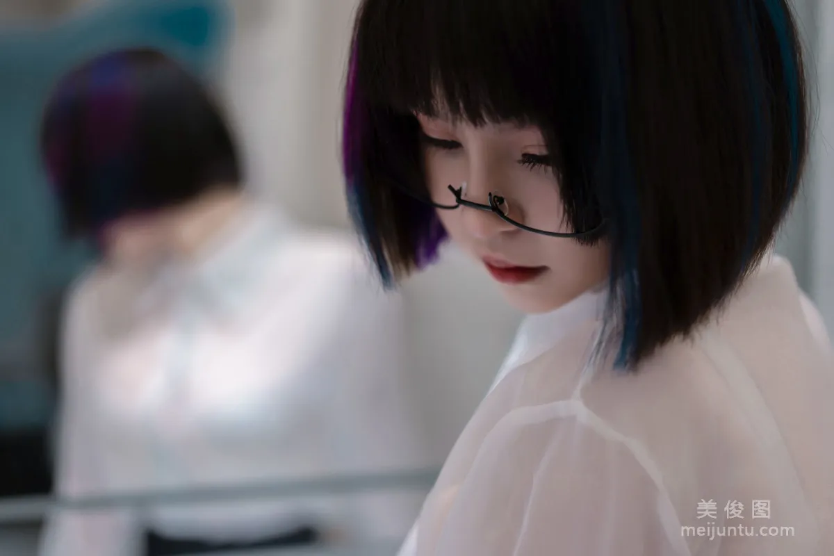 Yun Zai: Web Idols photo 6