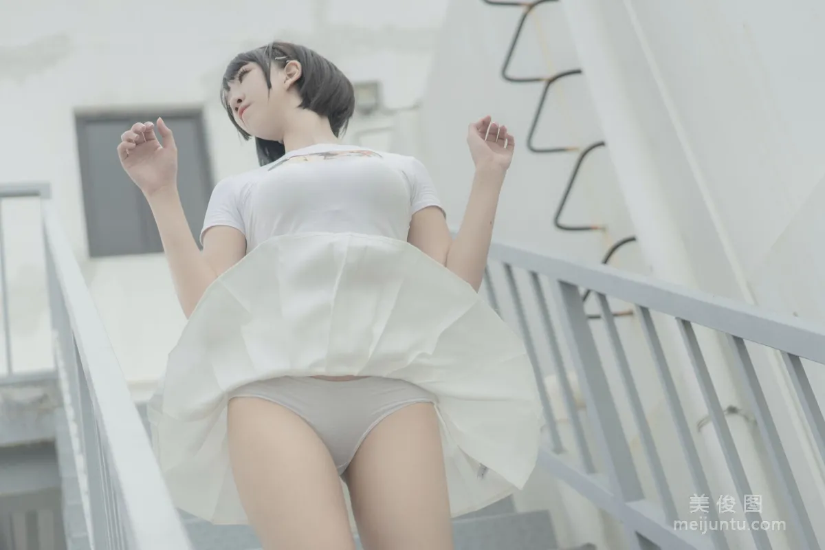 Quirky Girl Axun kaOri, Rooftop Set photo 49