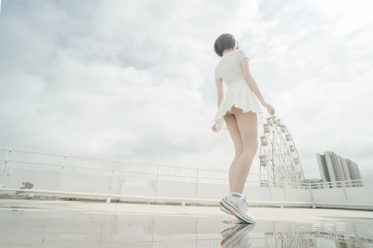 Quirky Girl Axun kaOri, Rooftop Set photo 23