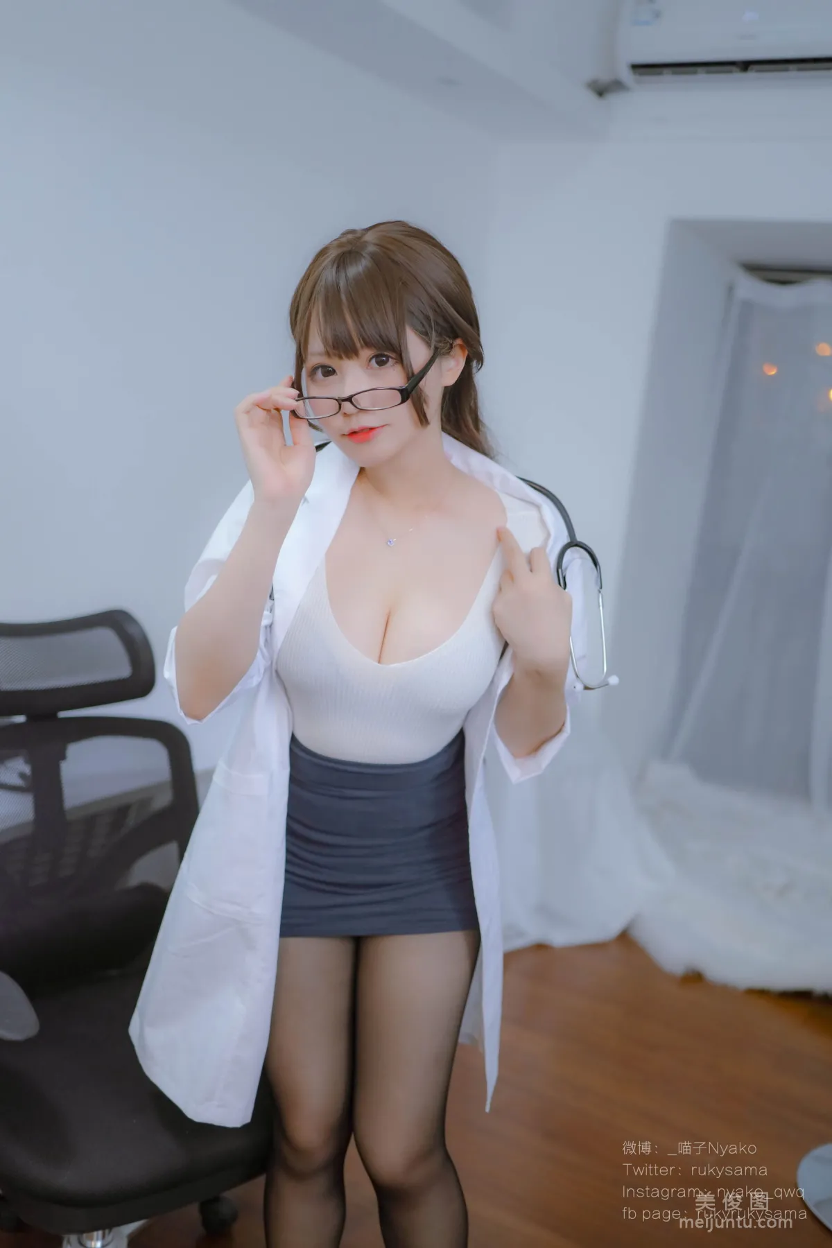[Web Idols COSER Photo] Cute Girl Nyako Miaozi, Secret Ward Set photo 30