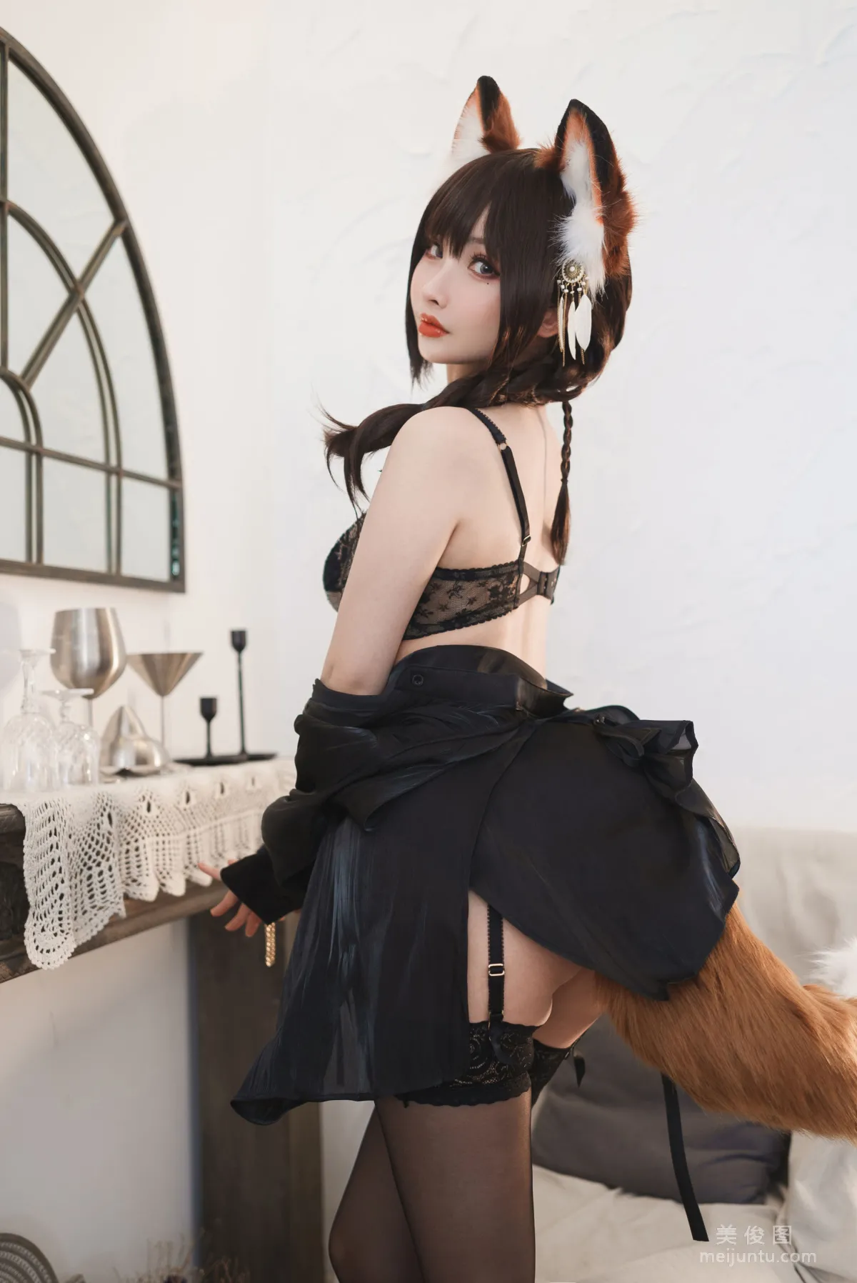 [Web Celebrity COSER Photo] rioko Liang Liangzi - Human Fox Set photo 2