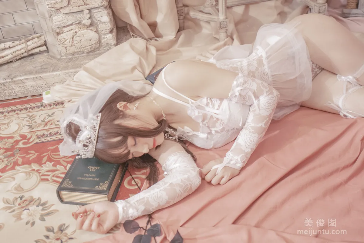 [Web Idols Coser Photos] Anime Blogger Tuoweiba Mizuki - Wedding Dress Set photo 28