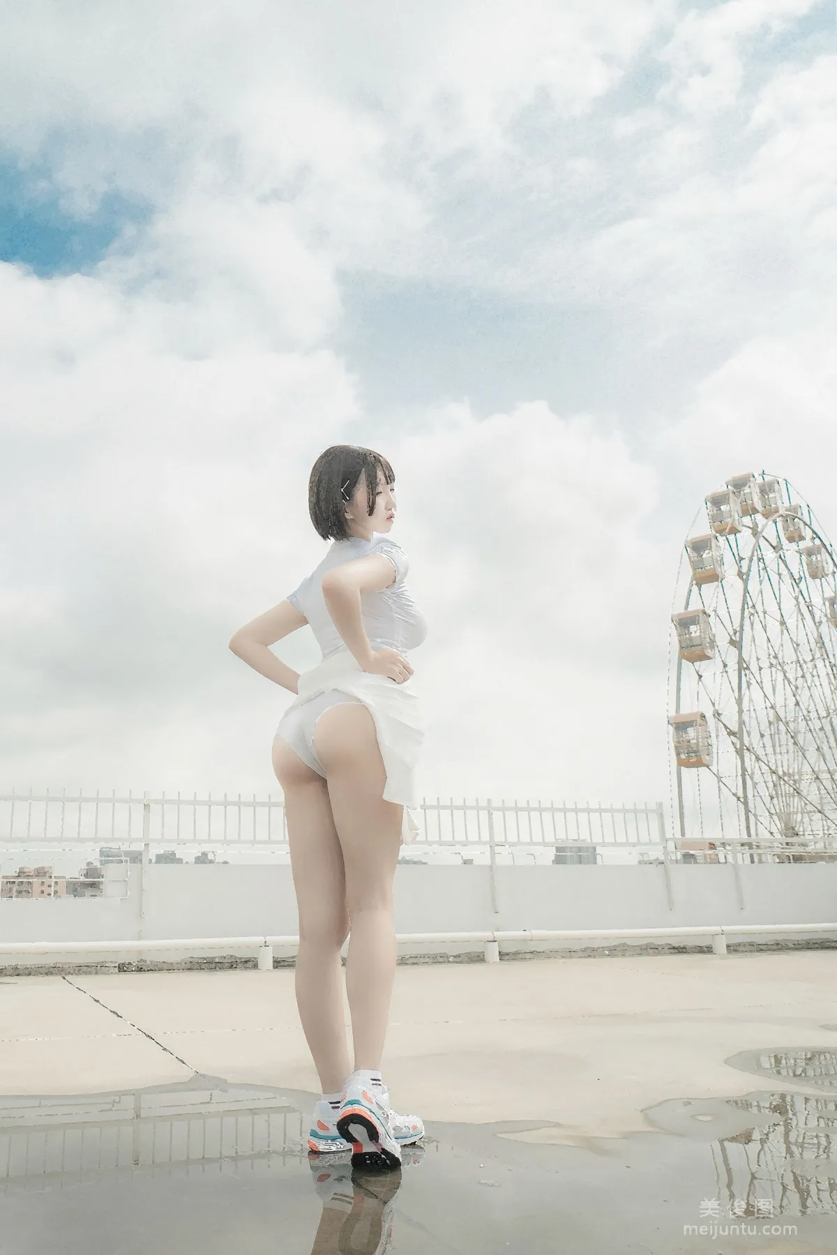 Quirky Girl Axun kaOri, Rooftop Set photo 25
