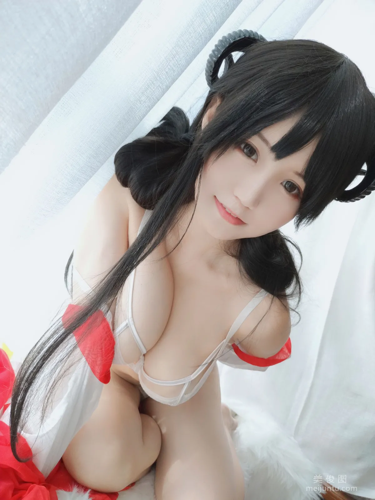 [Web Idol COSER Photos] Anime Blogger Xiaocang Qiandai w - Shrine Maiden DLC Set photo 10