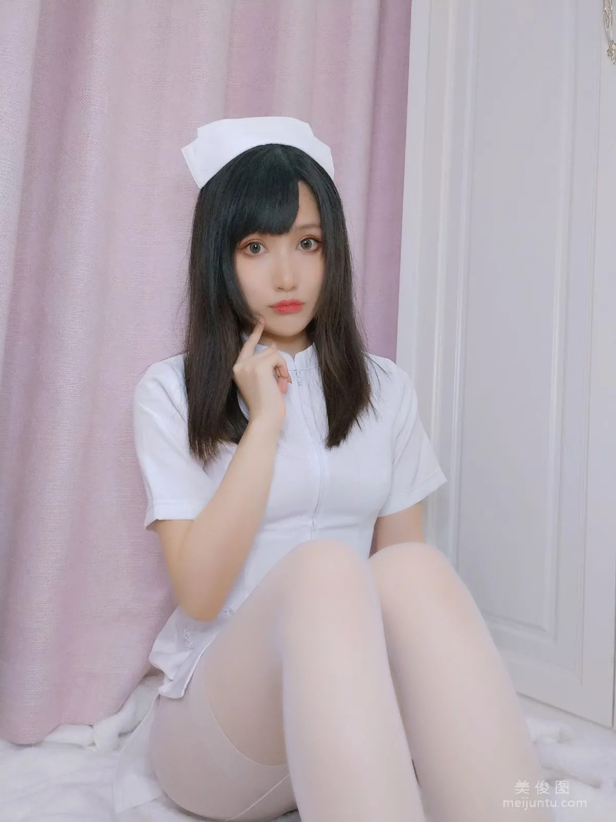 Muzhi Benguo: Web Idols photo 7