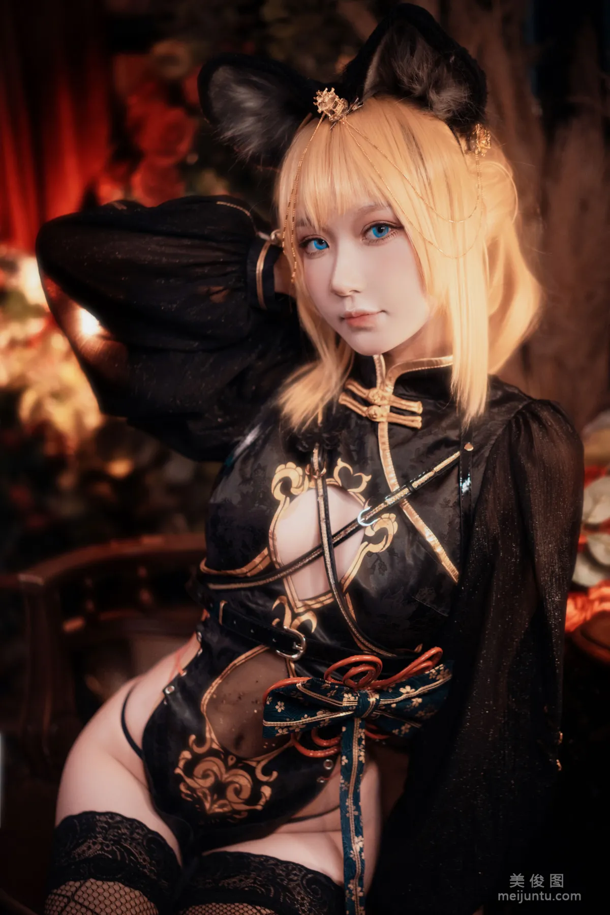 [Web Idol Coser Photos] Anime Blogger Abao Yeshi Tuniang - A Qipao That Belongs Only to You Set photo 4