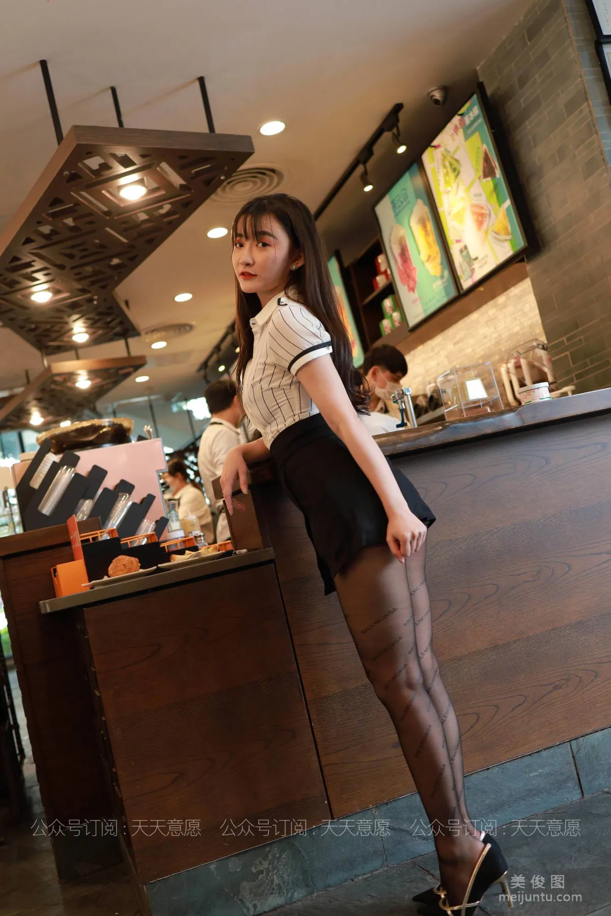 [IESS] Silk Enjoyer 836: Qiuqiu, Letter Black Stockings, Stockings and Beautiful Legs Set photo 2
