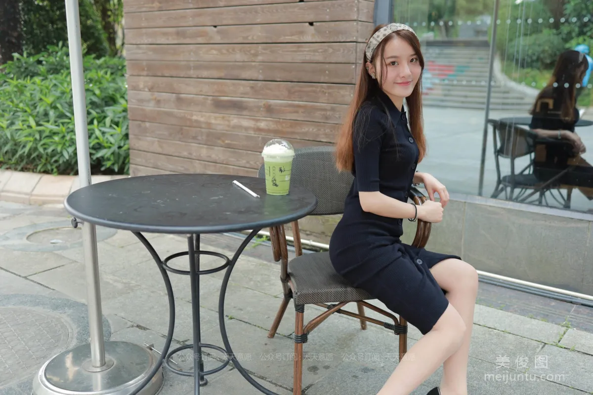 [IESS异思趣向] 丝享家 837：婉苹《甜甜星冰乐》 丝袜美腿套图19