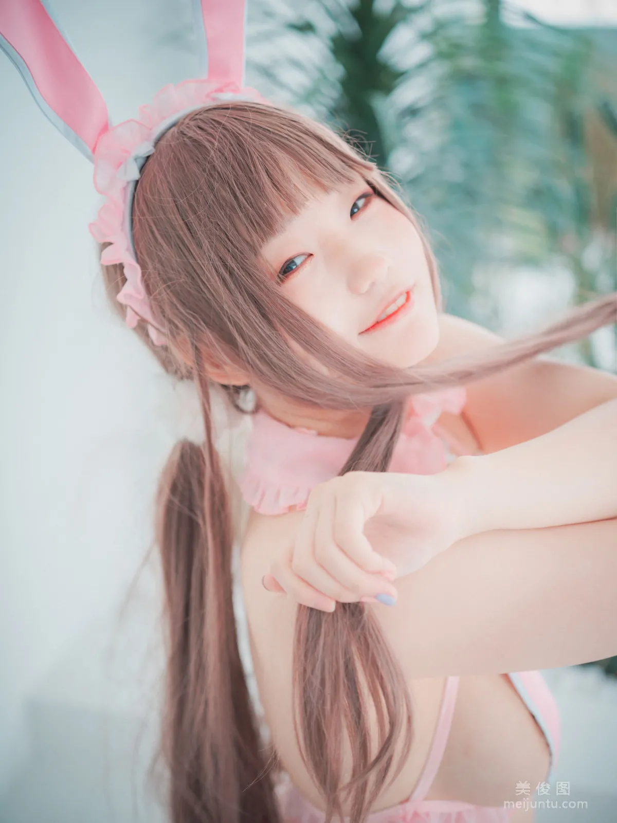 Mimmi: DJAWA March Hare photo 70