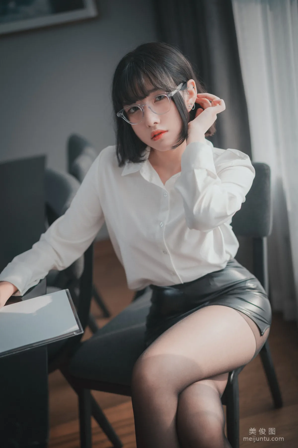 [DJAWA] Sonson - Need Your Approval Photo Set photo 4