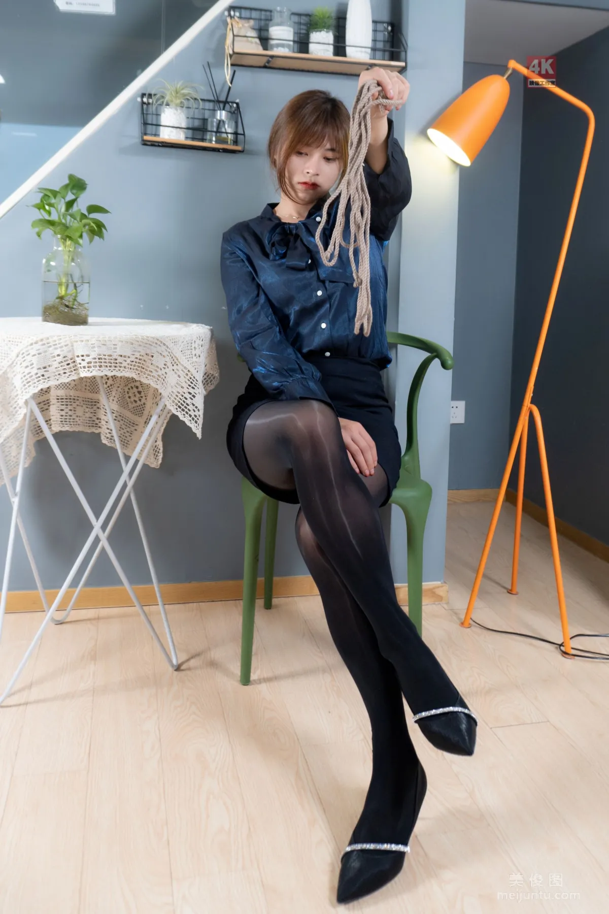 [丽柜Ligui] 网络丽人 Model 奈沐子 《黑秘书 ro 白秘书》55