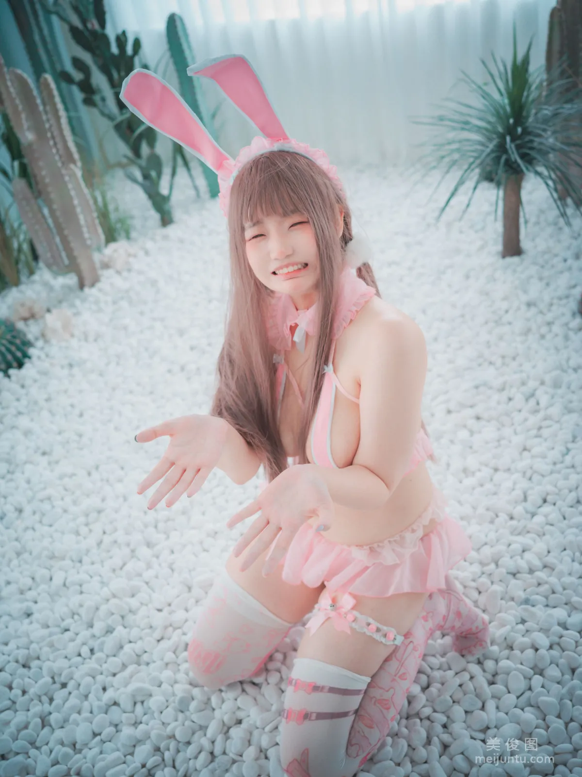 Mimmi: DJAWA March Hare photo 45