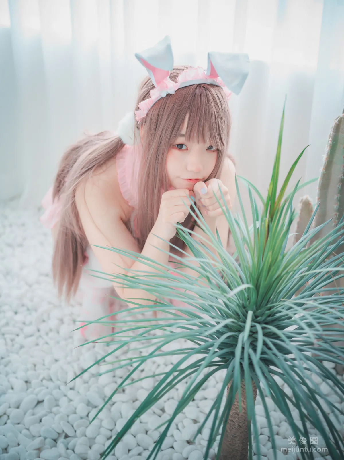 Mimmi: DJAWA March Hare photo 21