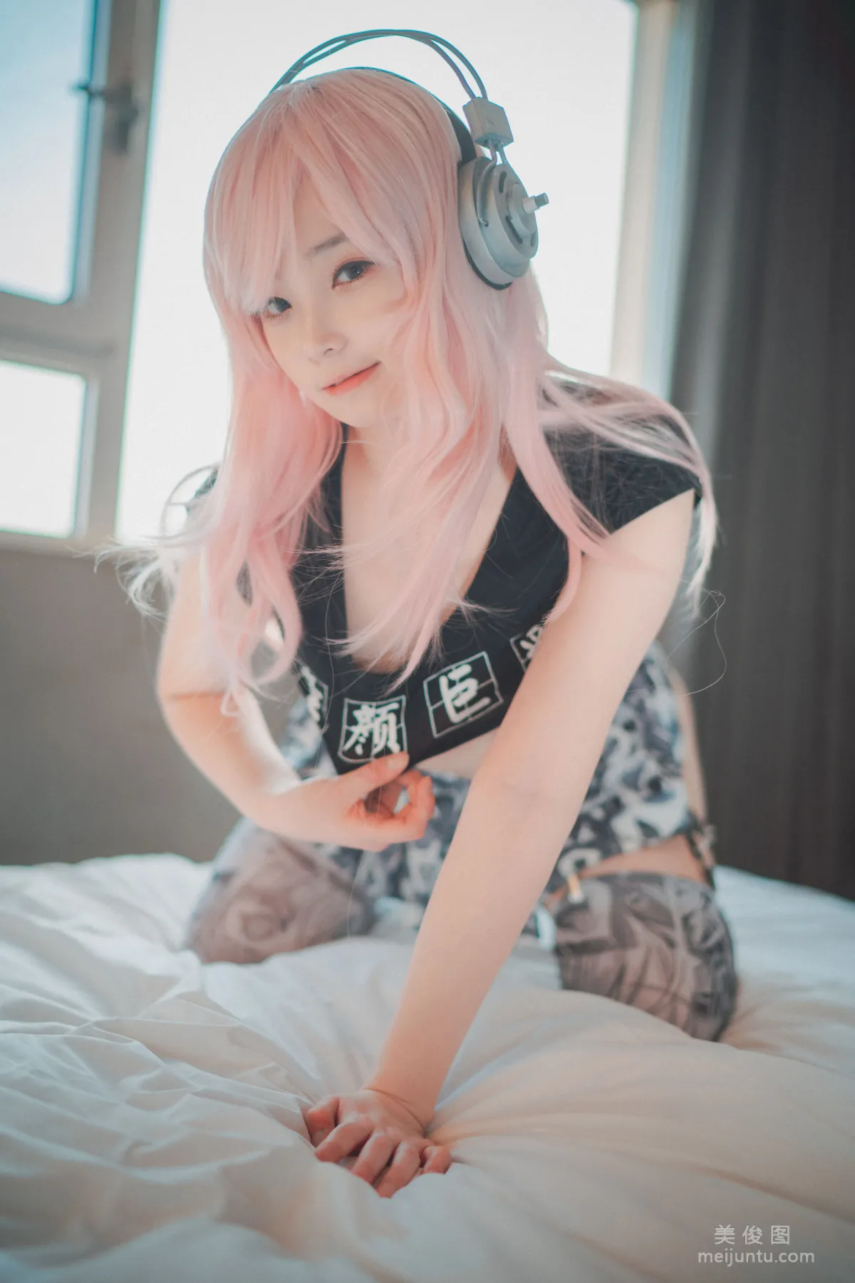[DJAWA]  BamBi - Sonico w Micro-top 写真套图16