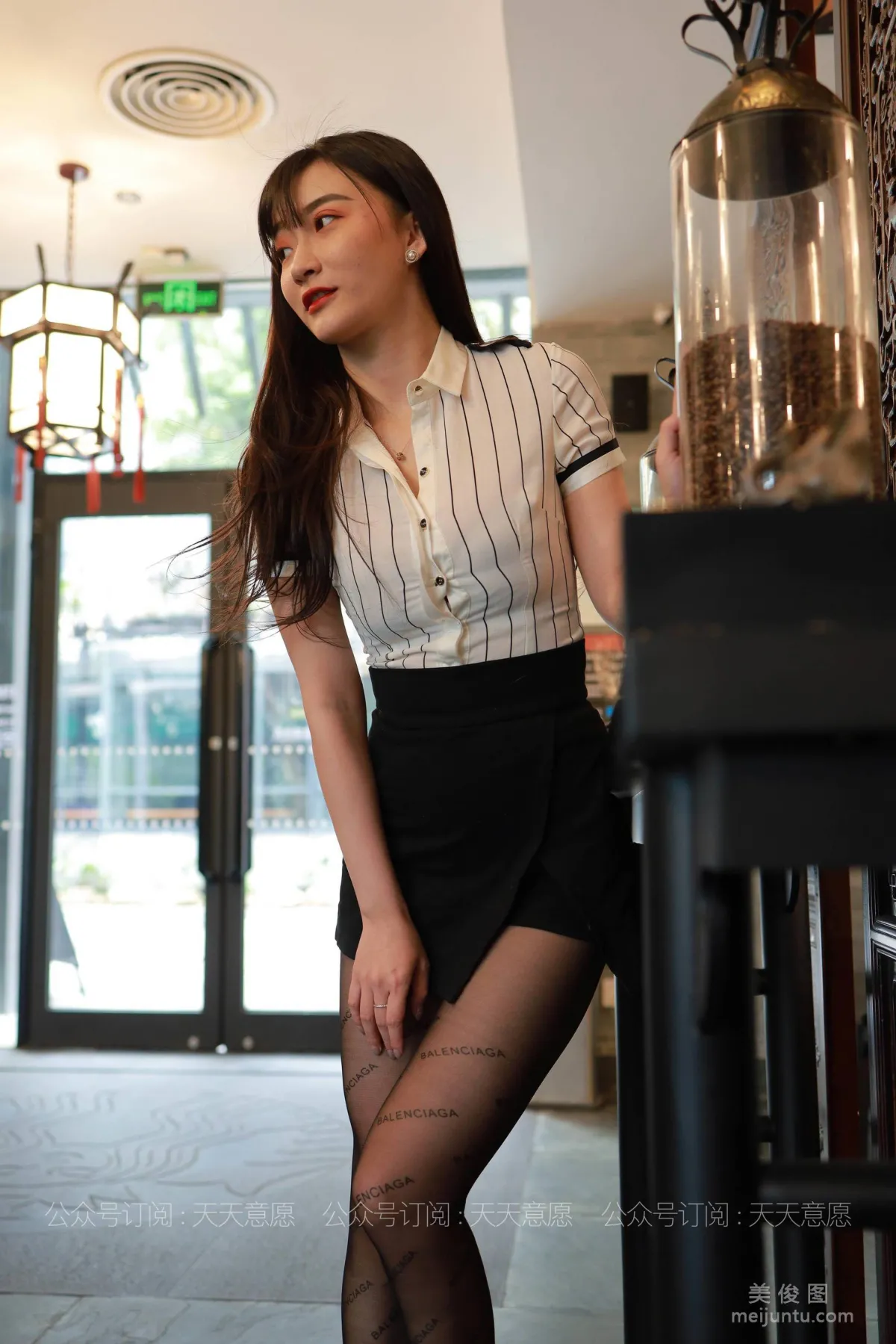 [IESS] Silk Enjoyer 836: Qiuqiu, Letter Black Stockings, Stockings and Beautiful Legs Set photo 9