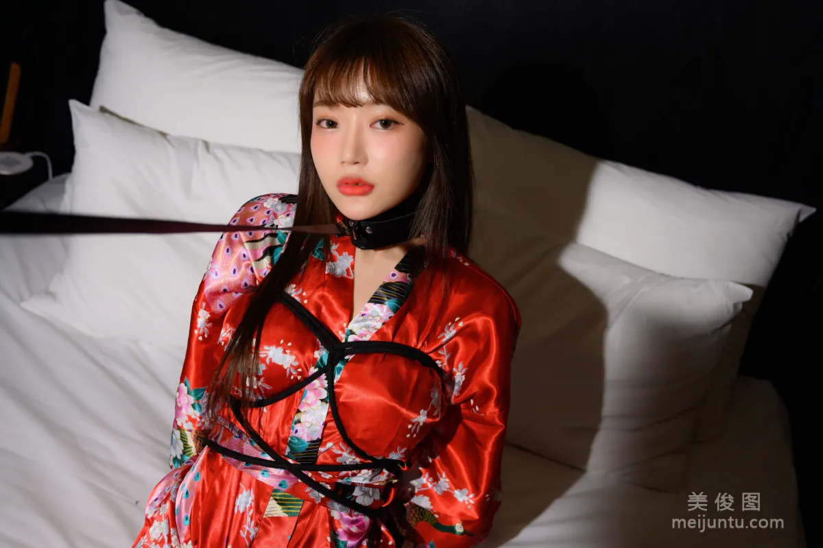 Jucy: Web Idols Cherry Blossom photo 9