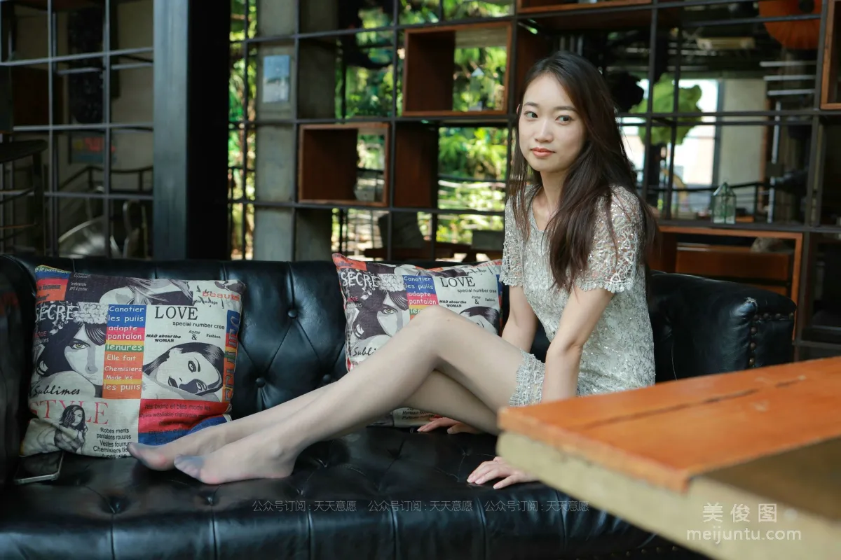 [IESS] Silk Enjoyer 821: Newcomer Xinren Xiaogao, First Meeting, Beautiful Legs and Stockings Set photo 32