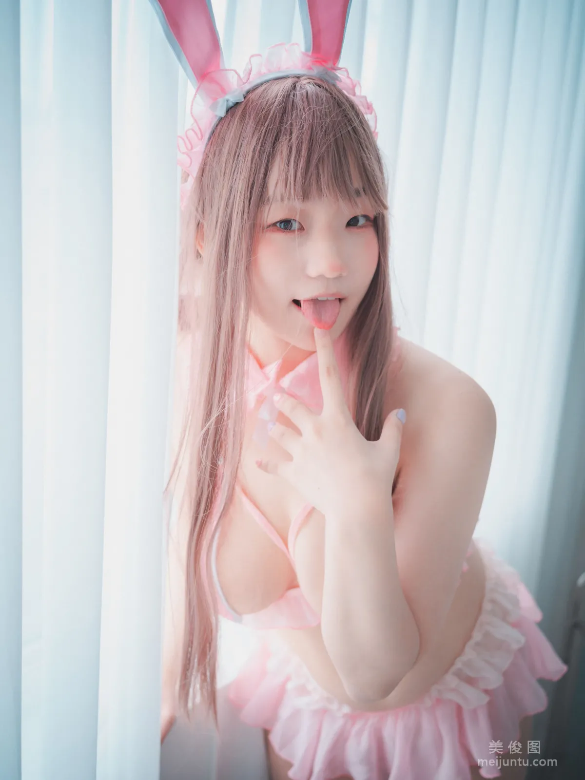 Mimmi: DJAWA March Hare photo 57