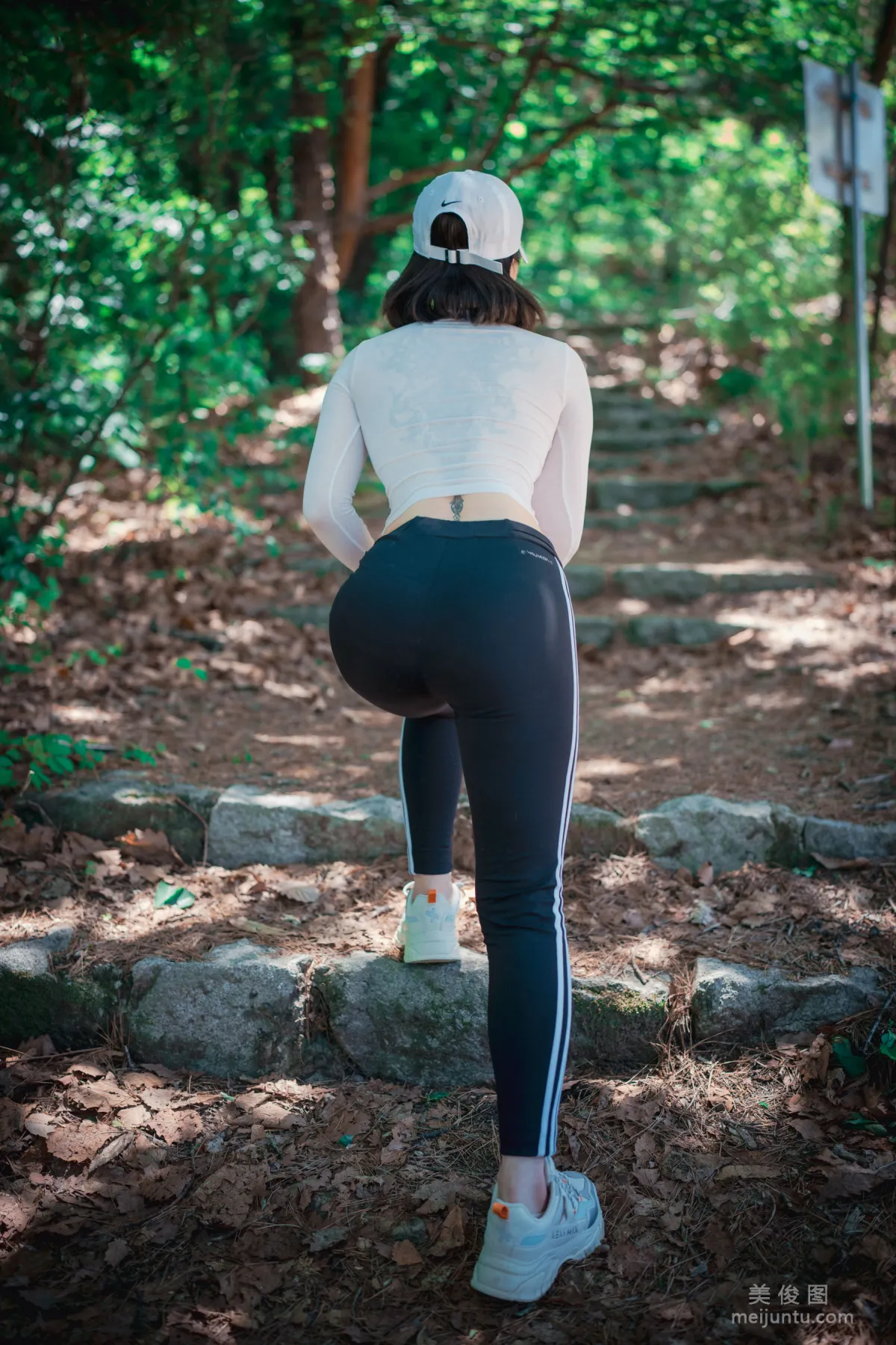 [DJAWA] Yeeun - Naughty Trekking 寫真套圖 129