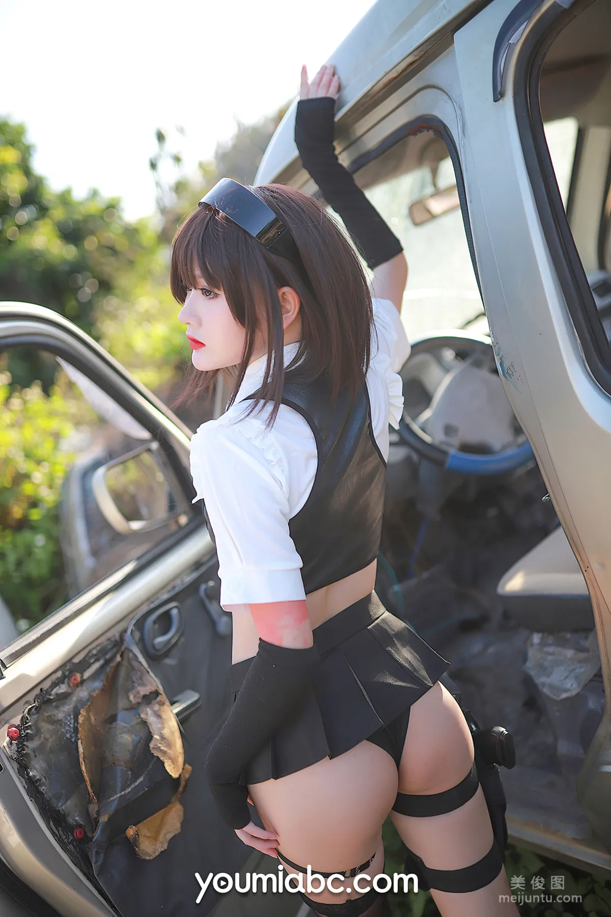 Ninde Dandan: YouMi photo 30