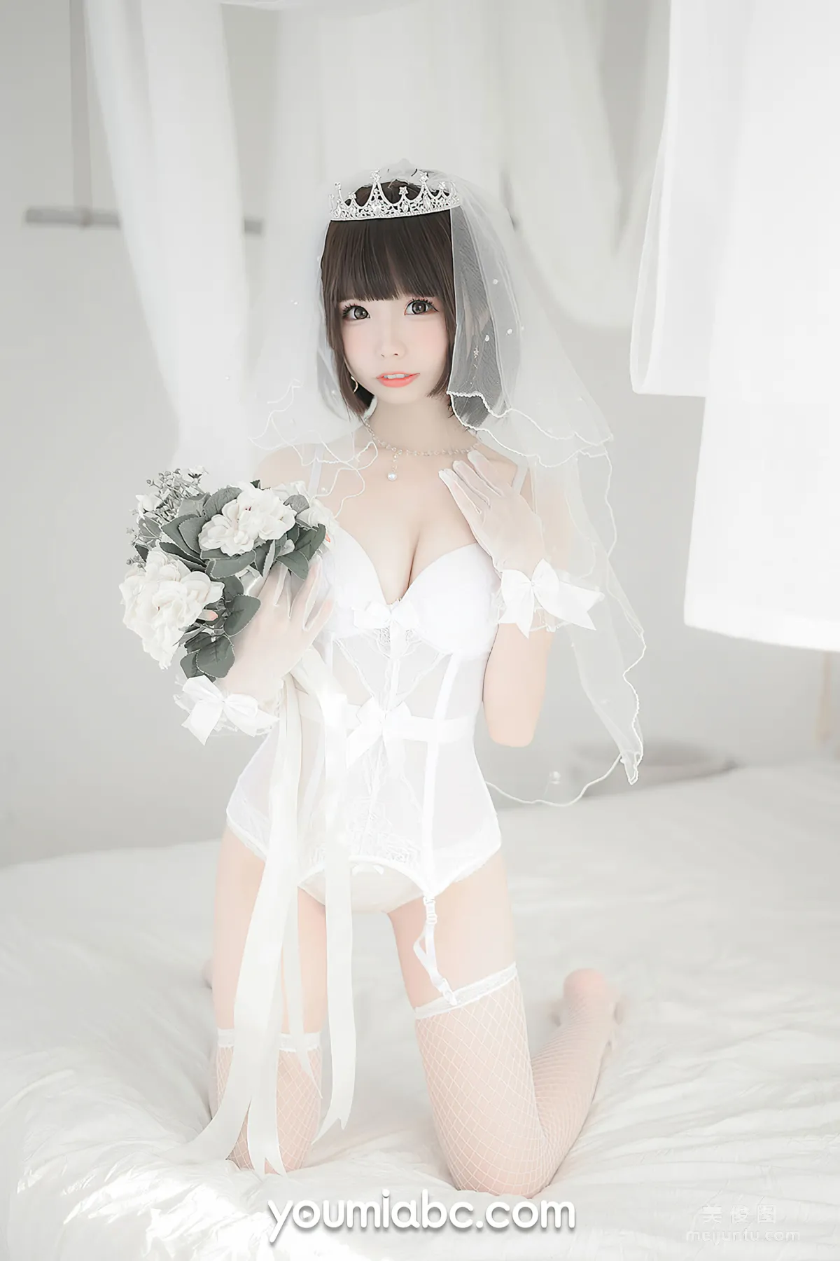 [尤蜜YouMi] 甜椒妙妙mio - 白皙花嫁 9