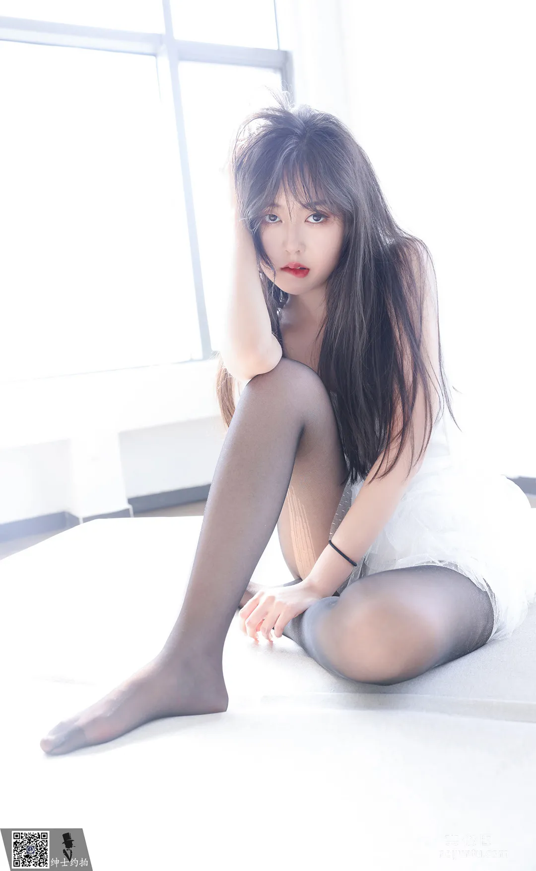 [Gentleman Shoots] SS007 Mei Huizi - Sexy Black Stockings Beautiful Feet photo 4