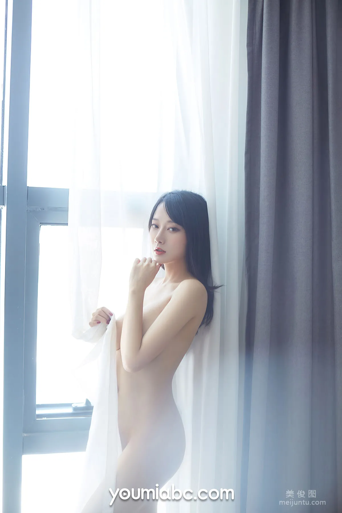 He Jiaying: YouMi photo 38