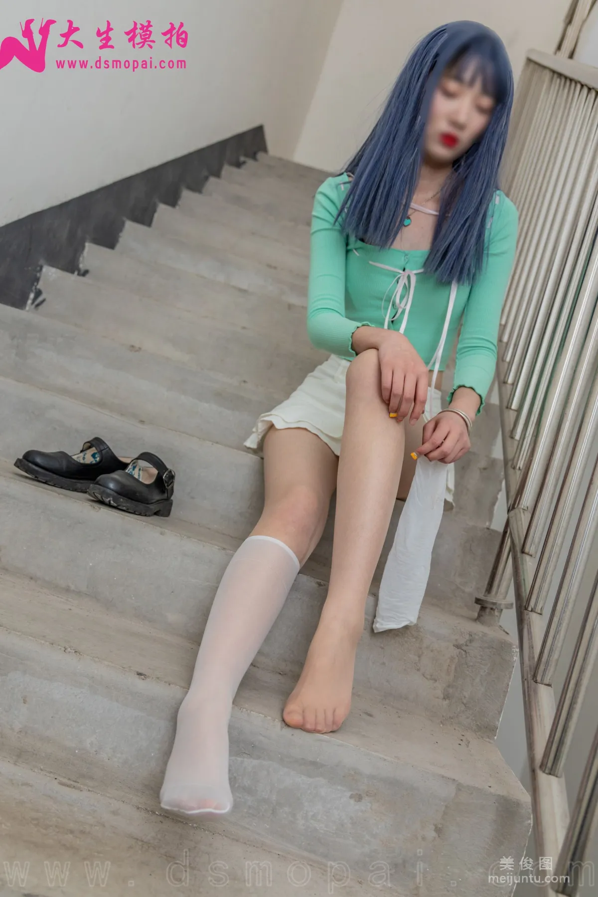 [DaSheng] NO.234 Li Li, Stairwell Beautiful Stockings Photo Set photo 44
