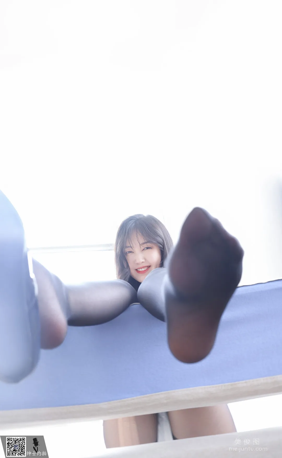 [Gentleman Shoots] SS007 Mei Huizi - Sexy Black Stockings Beautiful Feet photo 24