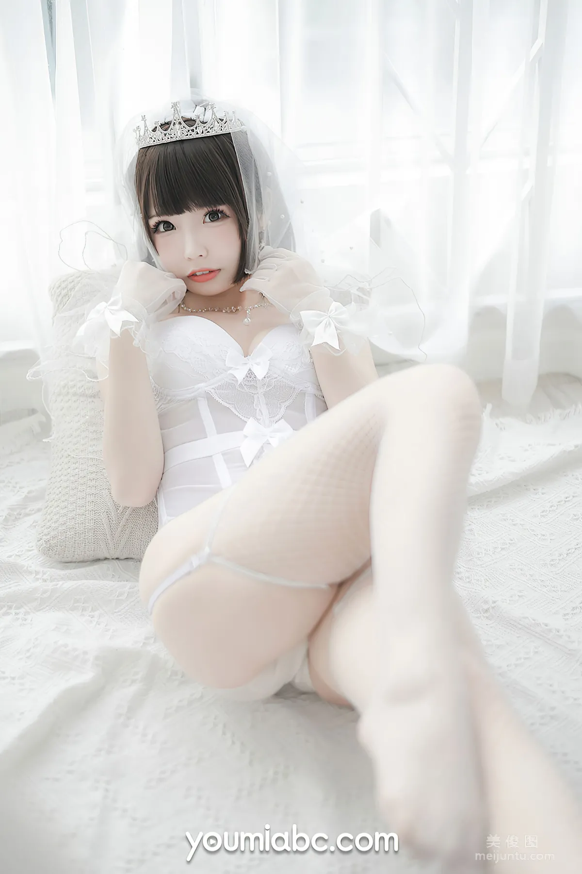 [尤蜜YouMi] 甜椒妙妙mio - 白皙花嫁 5