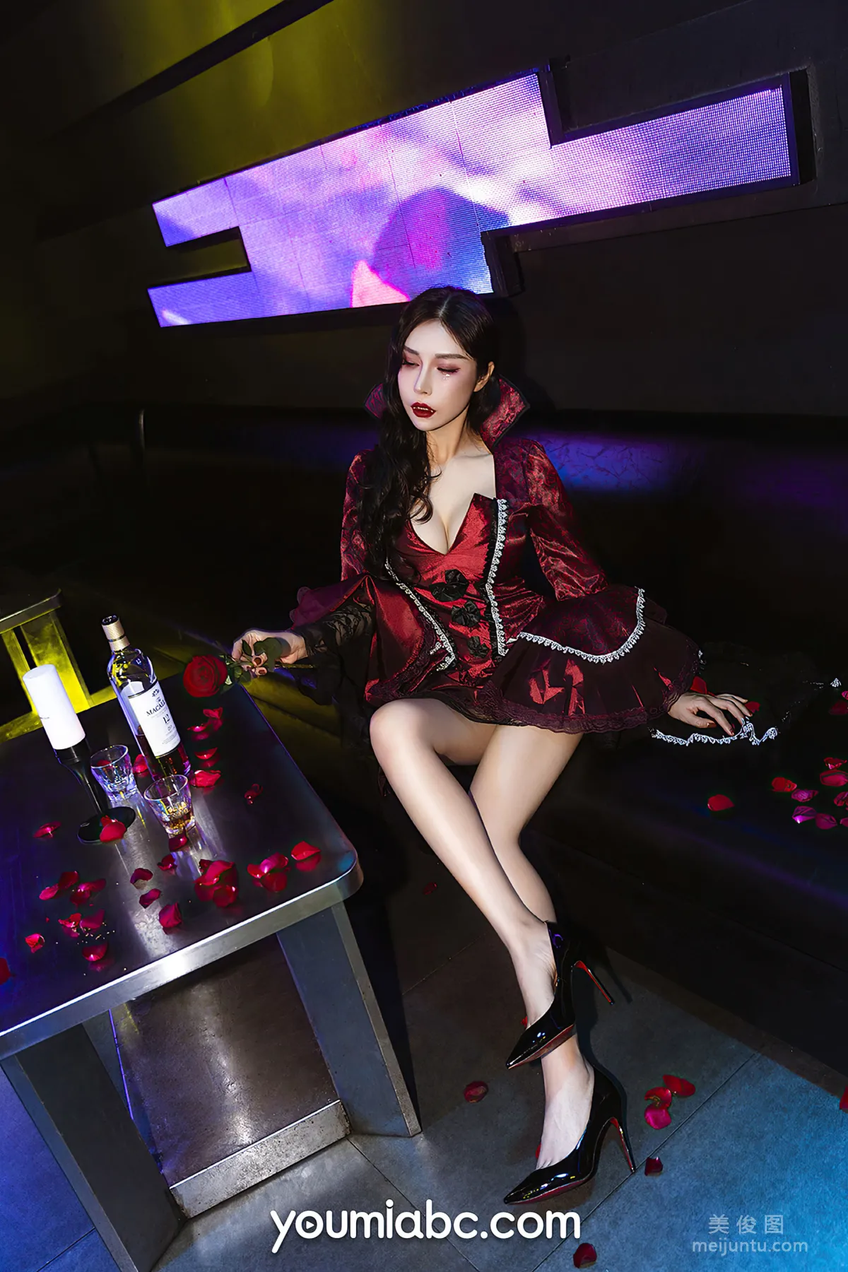 Tian Bingbing: YouMi photo 8