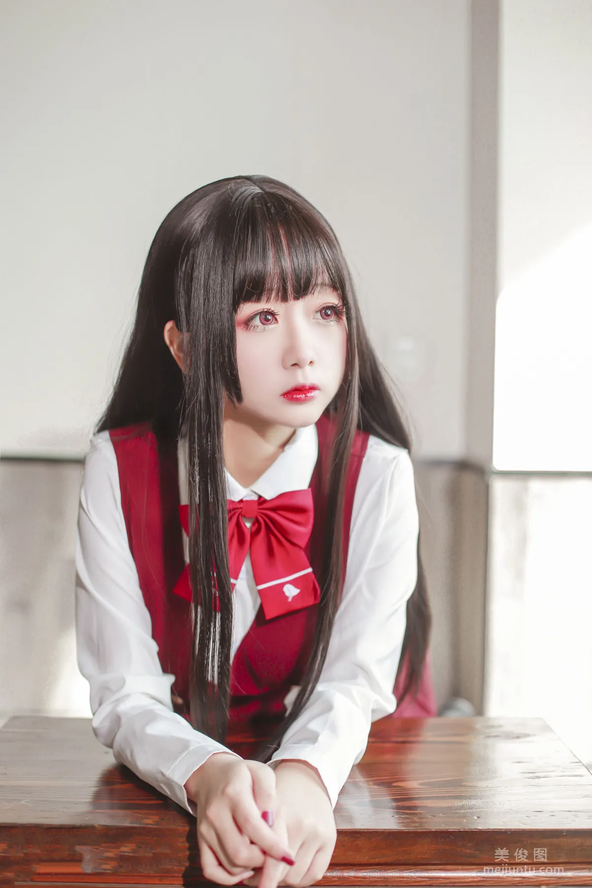 [喵糖映畫] VOL.450 一襲紅裙 寫真套圖 2