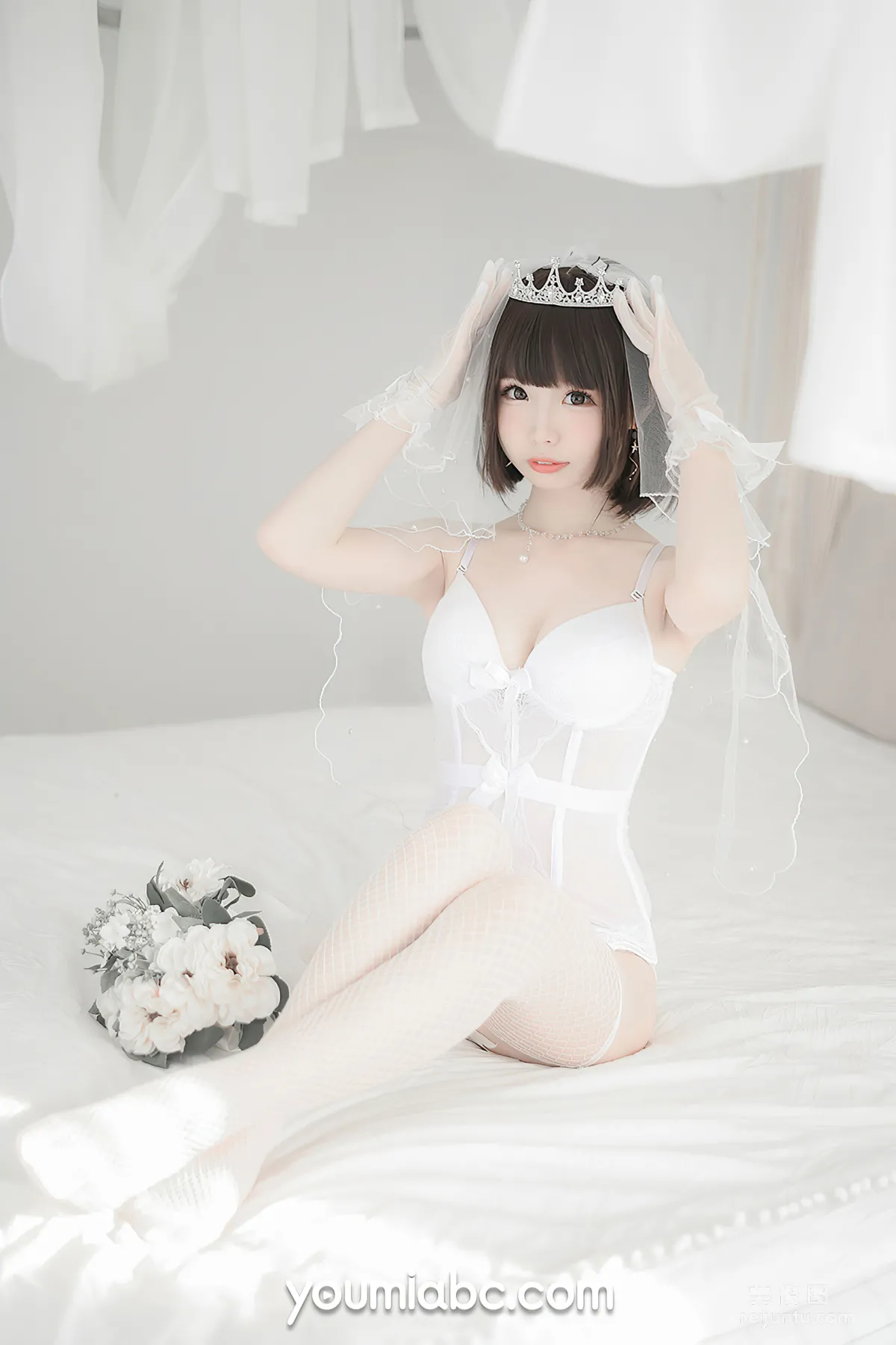 [尤蜜YouMi] 甜椒妙妙mio - 白皙花嫁 11