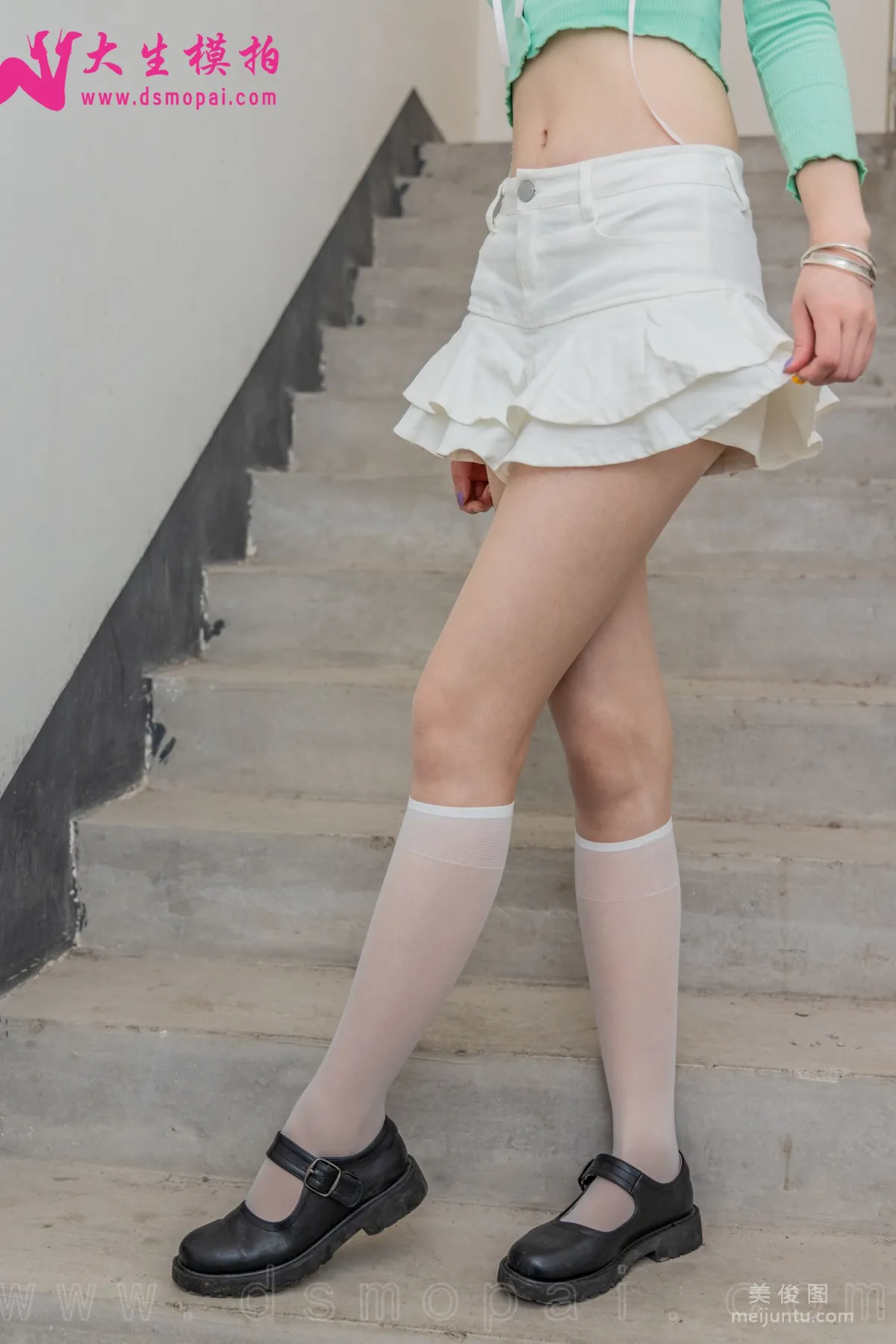 [DaSheng] NO.234 Li Li, Stairwell Beautiful Stockings Photo Set photo 22