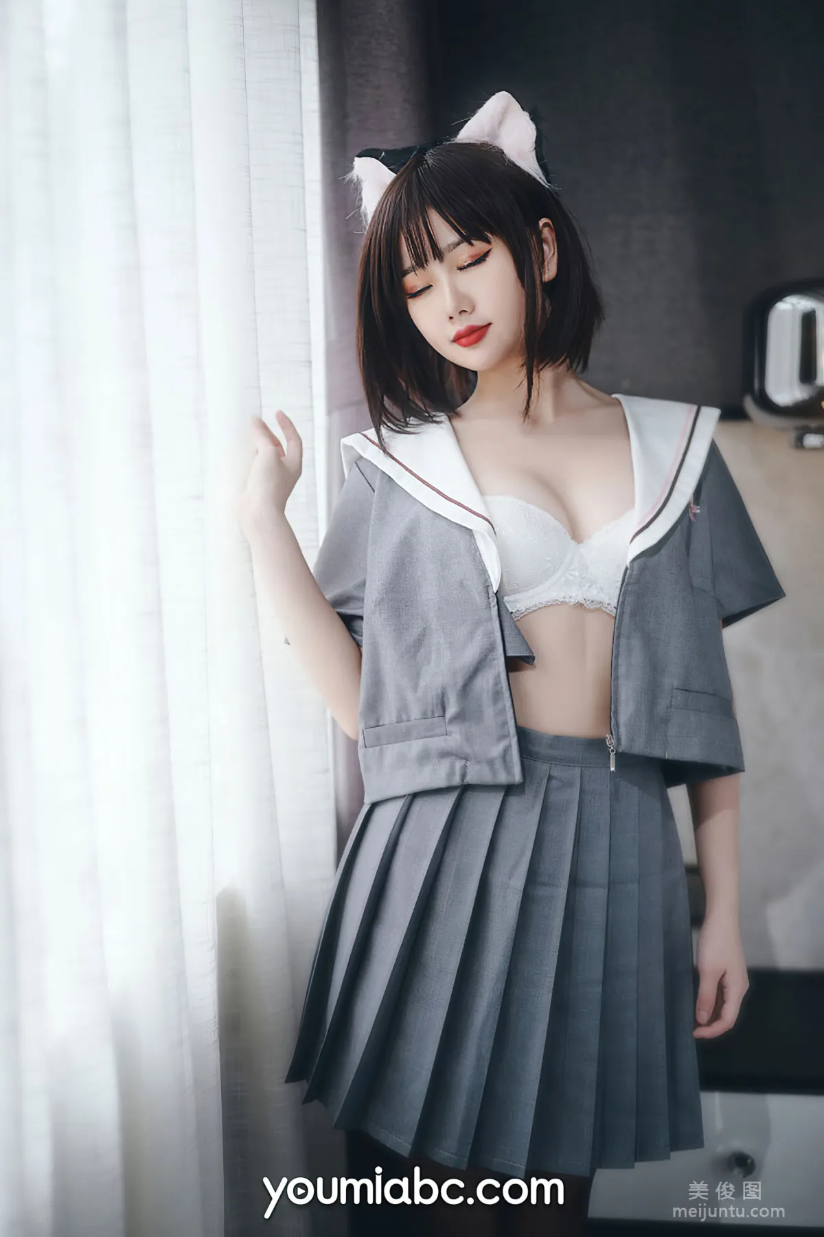 [尤蜜YouMi] 您的蛋蛋 - 制服貓娘 10