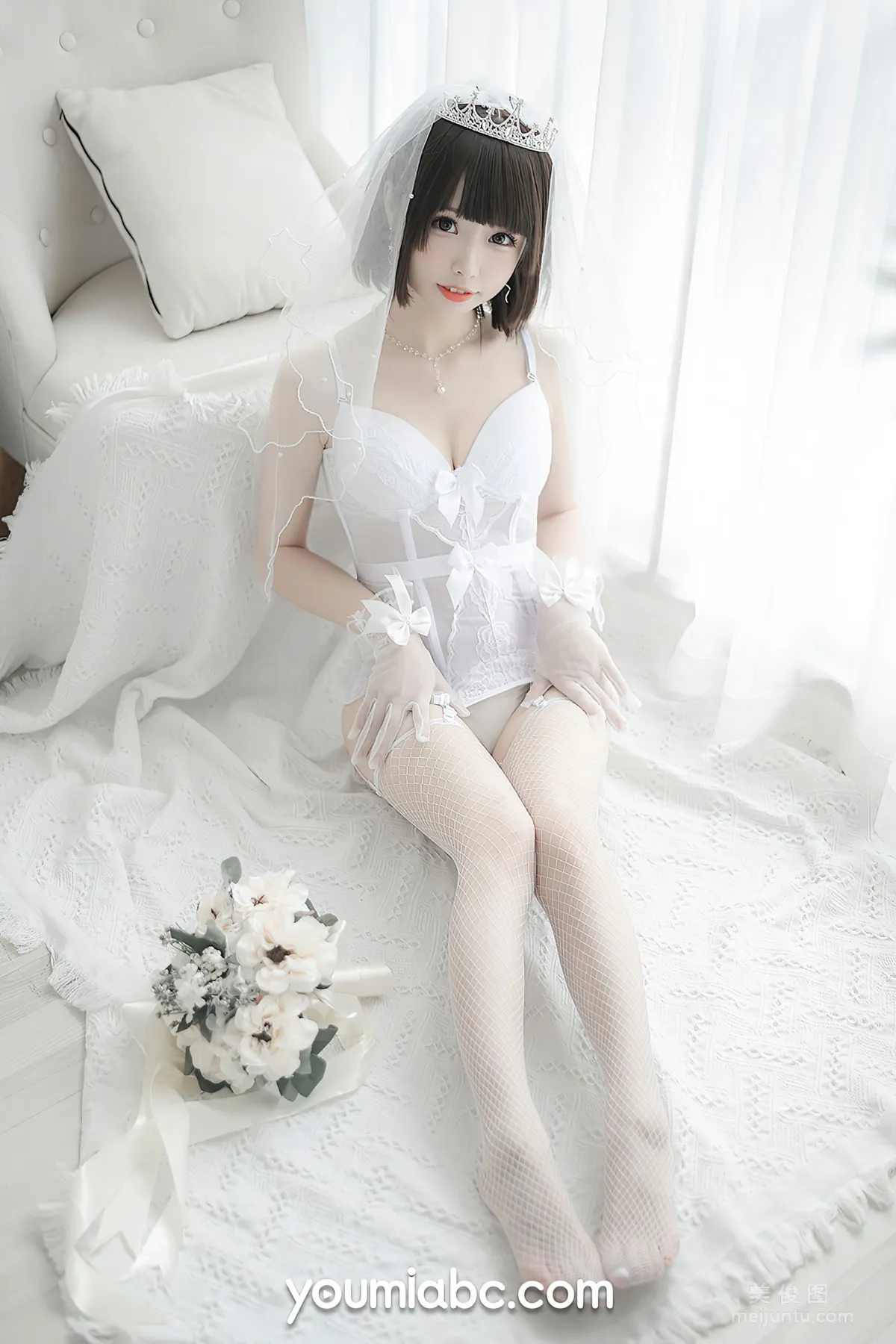 [尤蜜YouMi] 甜椒妙妙mio - 白皙花嫁 30