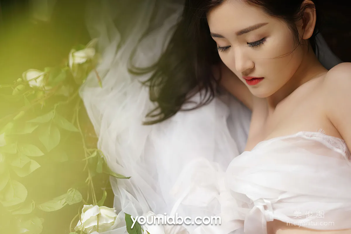 [YouMi] Shen Mengyao - White Light Mature Dream photo 29