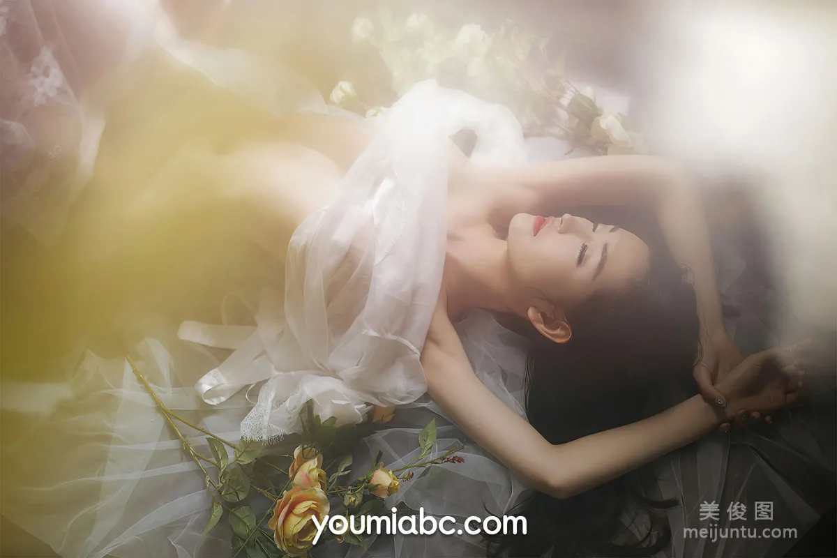 [YouMi] Shen Mengyao - White Light Mature Dream photo 17