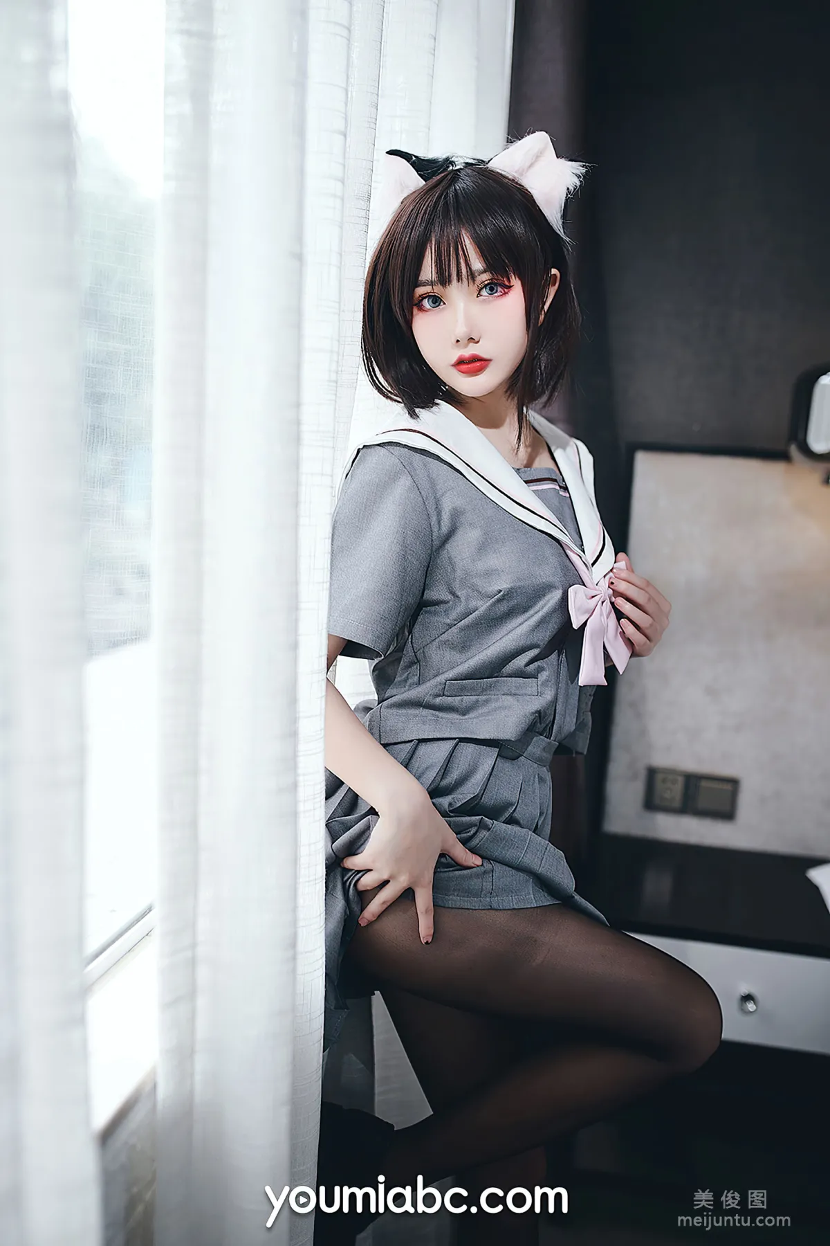 [尤蜜YouMi] 您的蛋蛋 - 制服貓娘 6