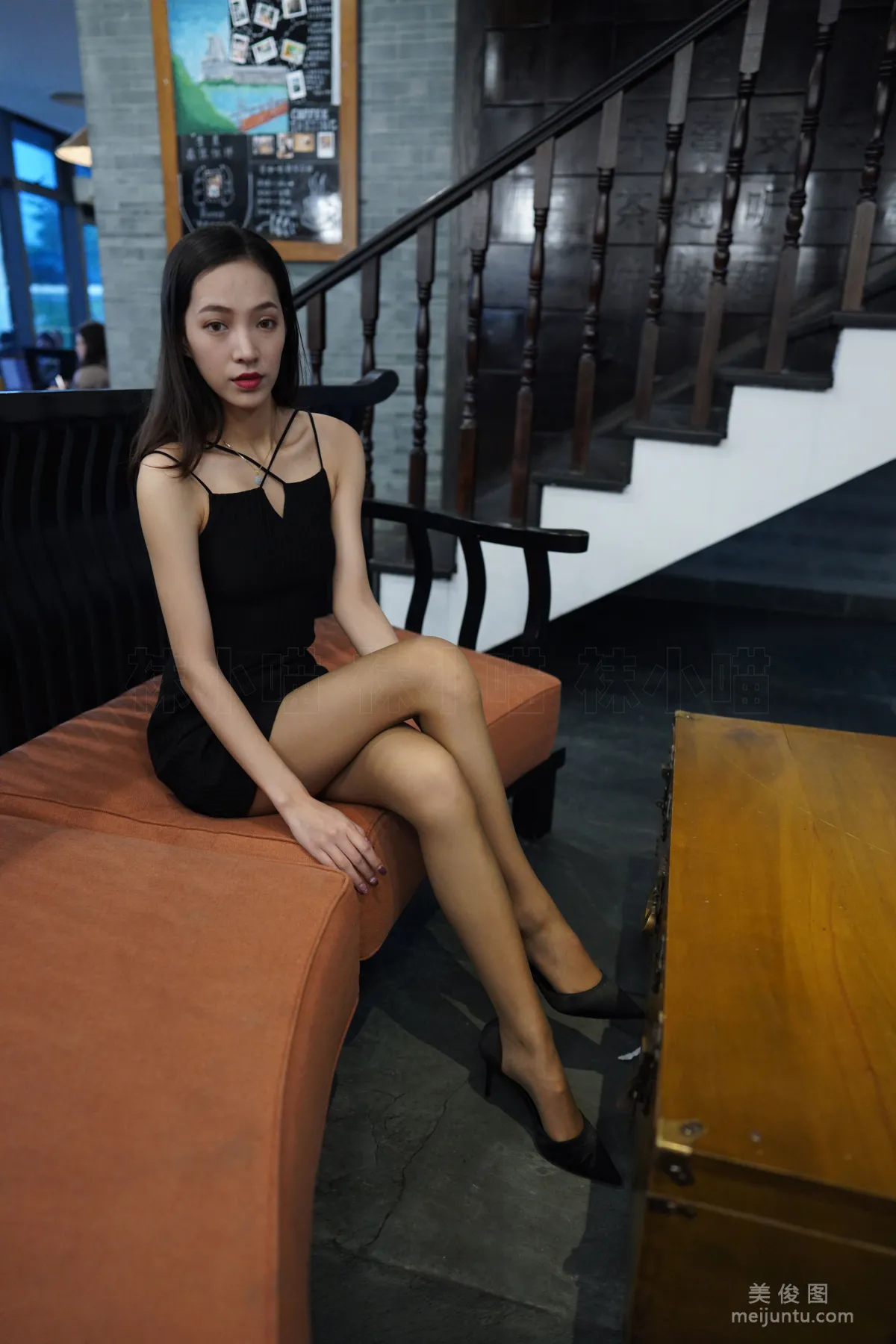 [壹吻映畫] YW018 素素 《一杯星巴克》 寫真套圖 69