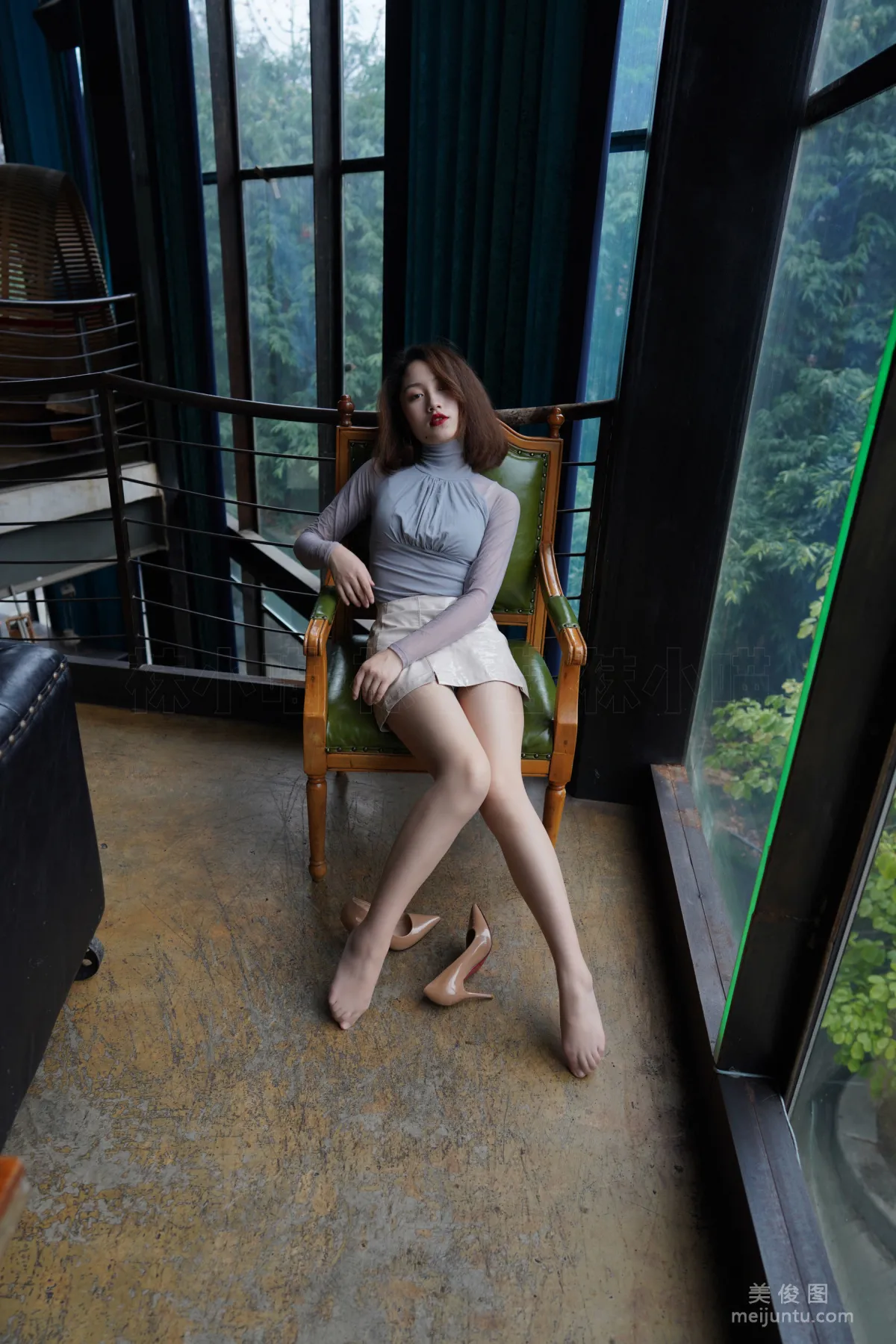 [Yiwen Yinghua] YW026 La La "Intoxicating Red Lips" Photo Set photo 91