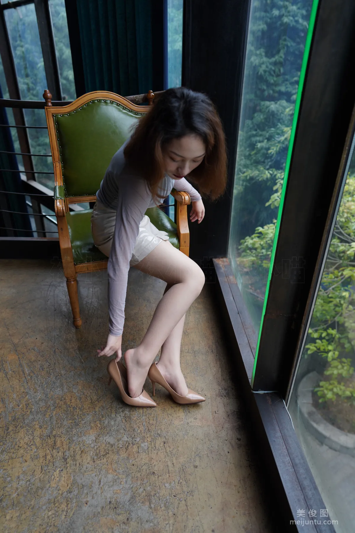 [Yiwen Yinghua] YW026 La La "Intoxicating Red Lips" Photo Set photo 19